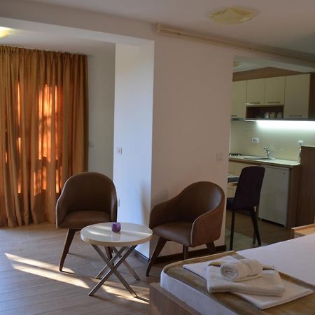 Apartments Tmv Dragovic Sveti Stefan Exterior photo