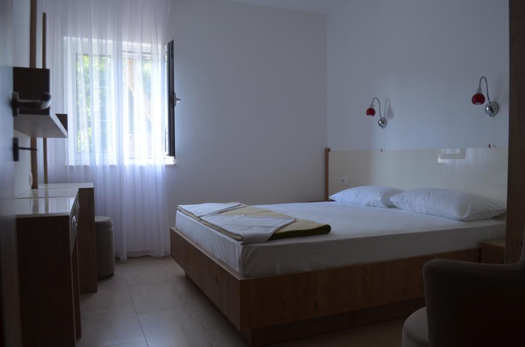 Apartments Tmv Dragovic Sveti Stefan Room photo