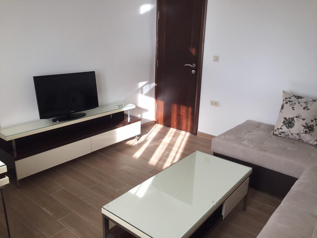 Apartments Tmv Dragovic Sveti Stefan Room photo