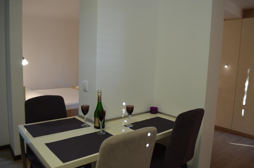 Apartments Tmv Dragovic Sveti Stefan Exterior photo