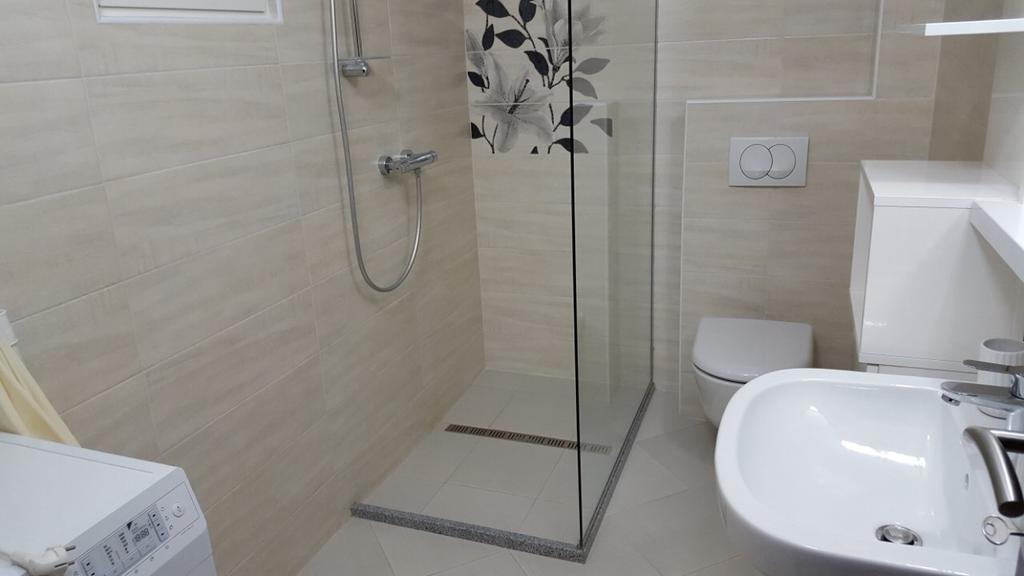 Apartments Tmv Dragovic Sveti Stefan Exterior photo